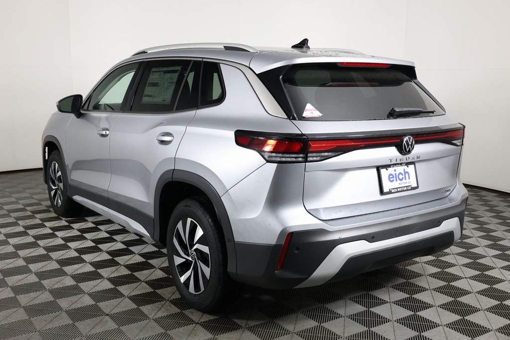 2025 Volkswagen Tiguan S photo 2