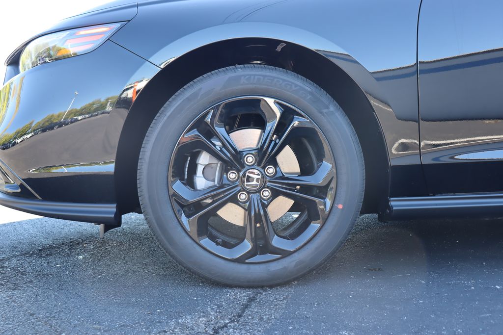 2025 Honda Accord SE photo 8