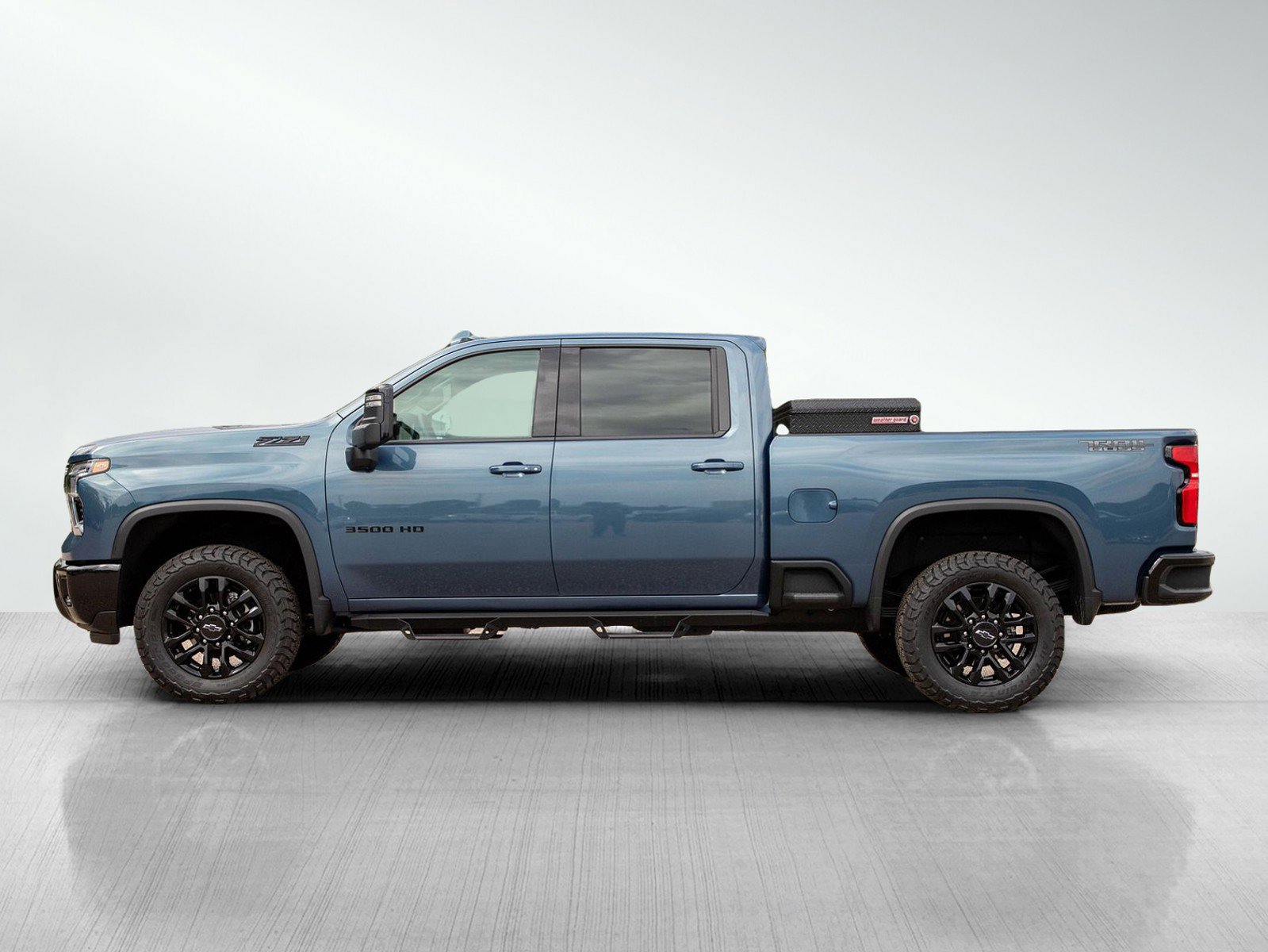 Used 2025 Chevrolet Silverado 3500HD LTZ with VIN 1GC4KUE73SF154758 for sale in Minneapolis, Minnesota