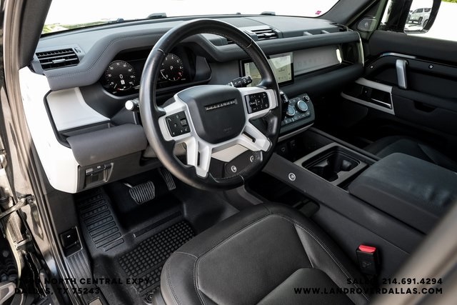 2023 Land Rover Defender 110 X-Dynamic SE photo 2