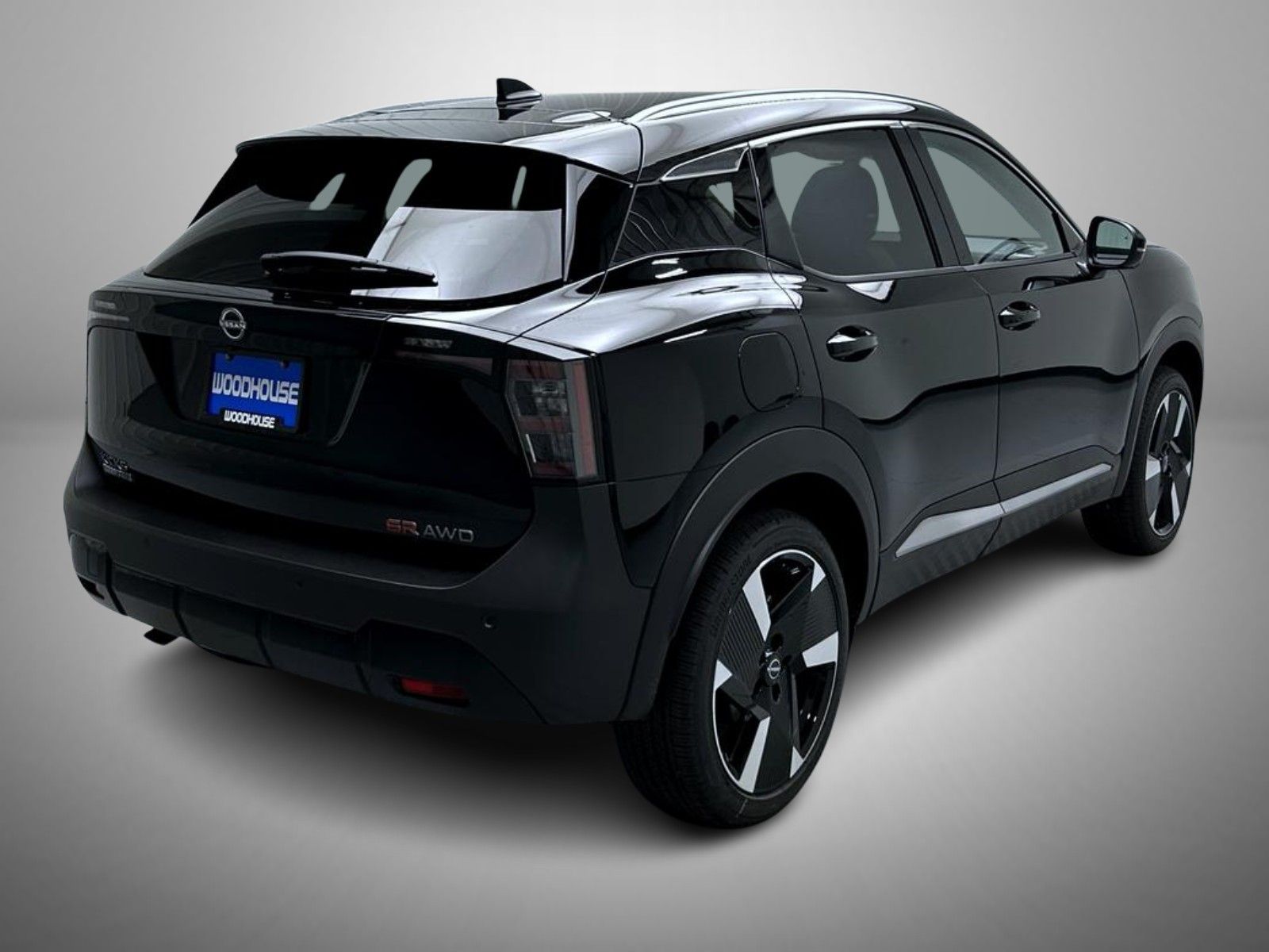 2025 Nissan Kicks SR photo 2