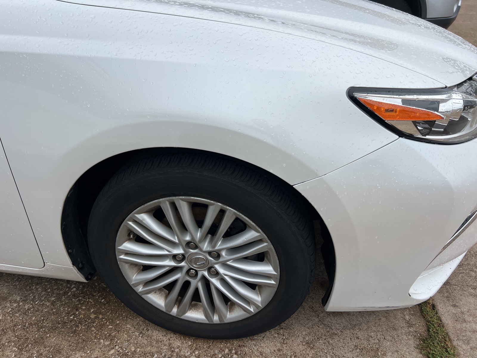 2017 Lexus ES 350 photo 4