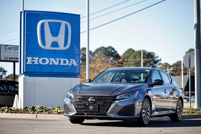 2024 Nissan Altima SV