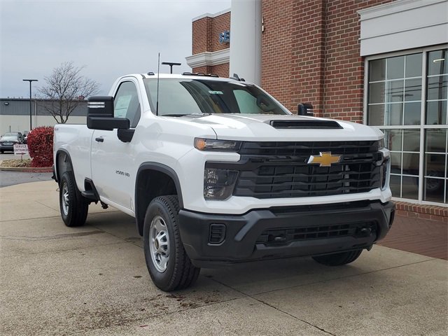 2025 Chevrolet Silverado 2500HD Work Truck photo 2