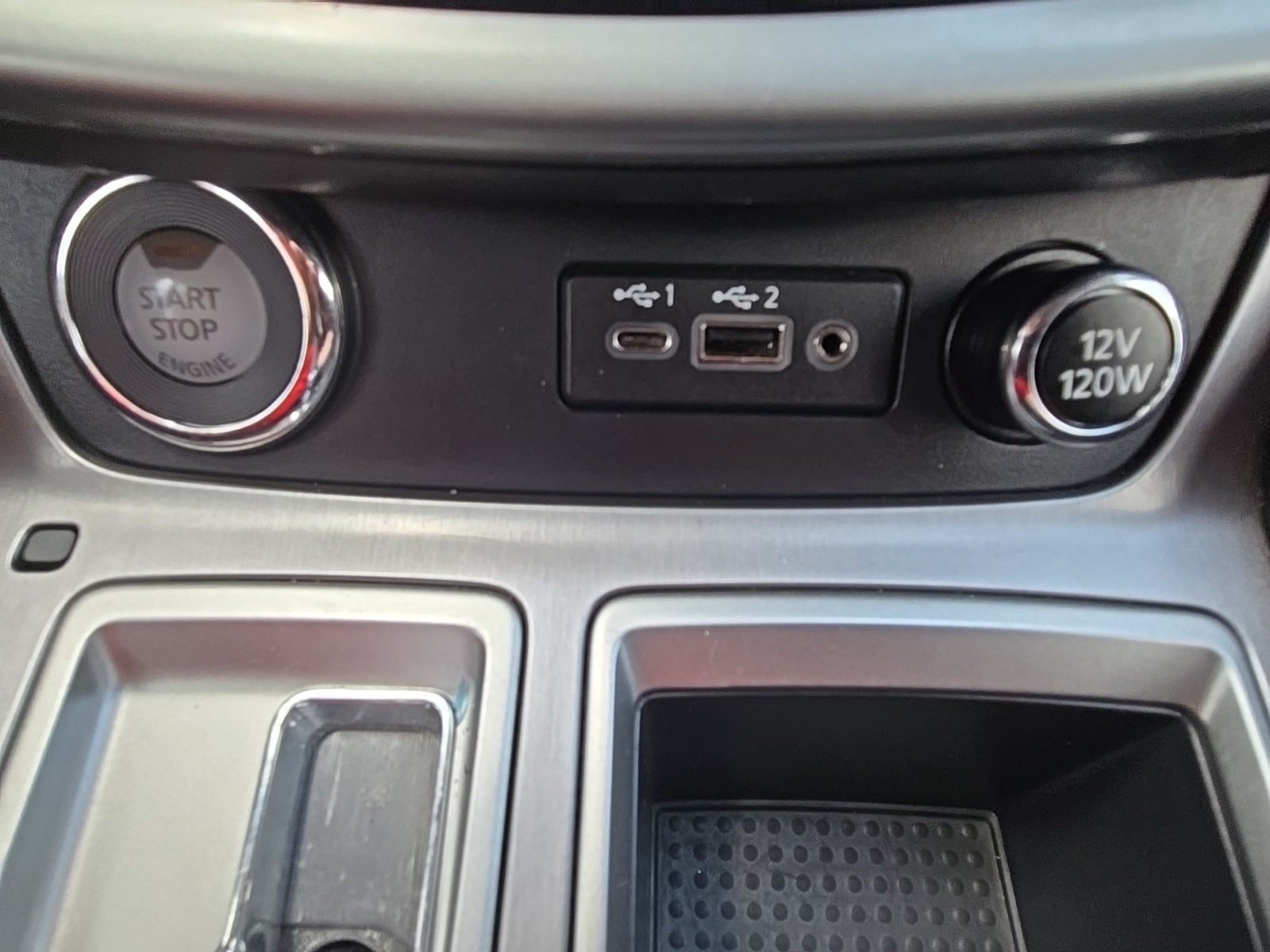 2023 Nissan Murano SV photo 20