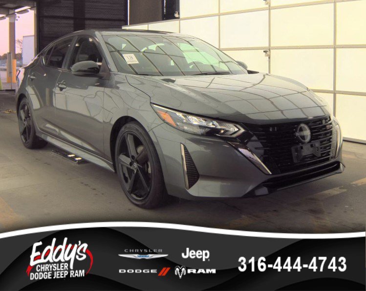 2024 Nissan Sentra SR's photo