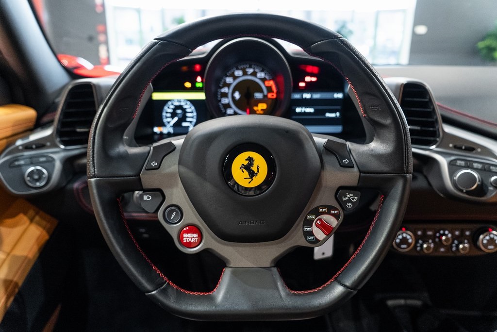 2015 Ferrari 458 Italia Base photo 21
