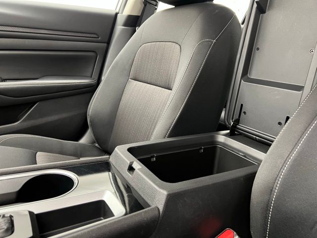 2024 Nissan Altima 2.5 SV photo 14