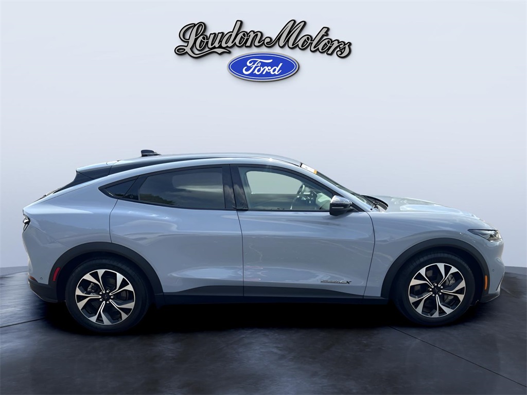 2024 Ford Mustang Mach-E Select photo 4