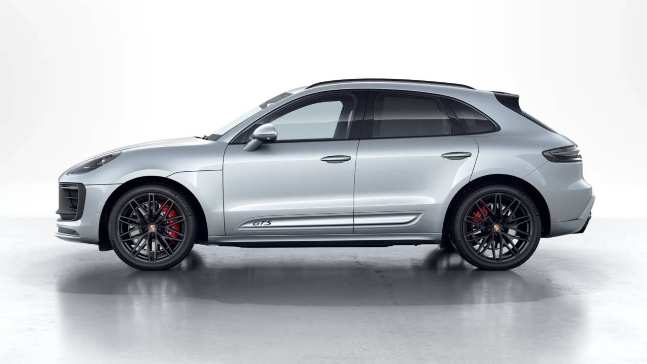 2026 Porsche Macan GTS photo 2