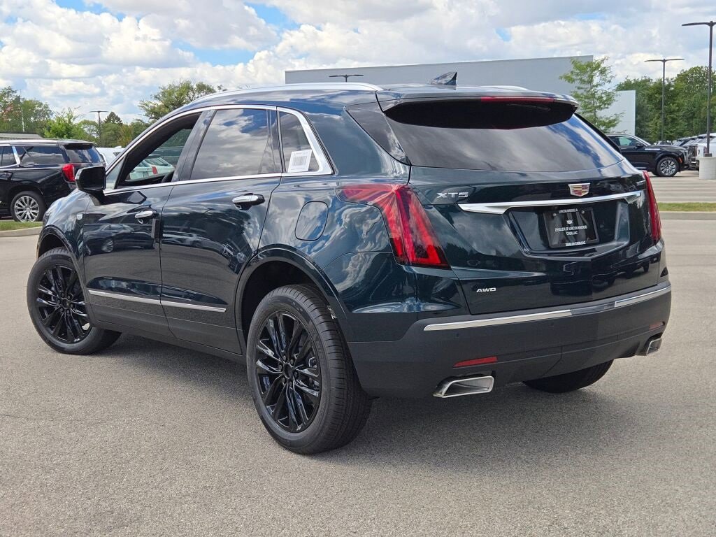 2025 Cadillac XT5 Luxury photo 16