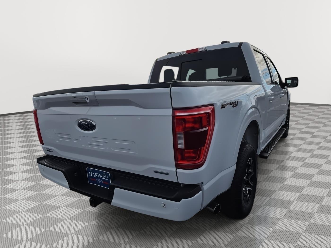 2022 Ford F-150 XLT photo 3