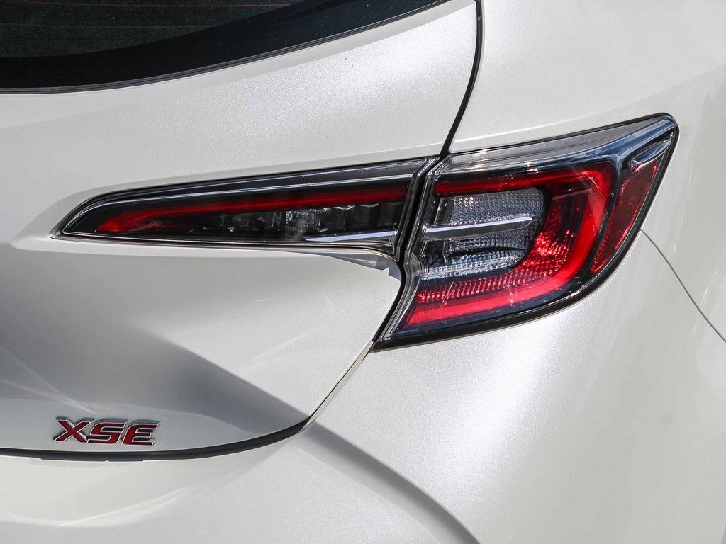 2020 Toyota Corolla XSE photo 11