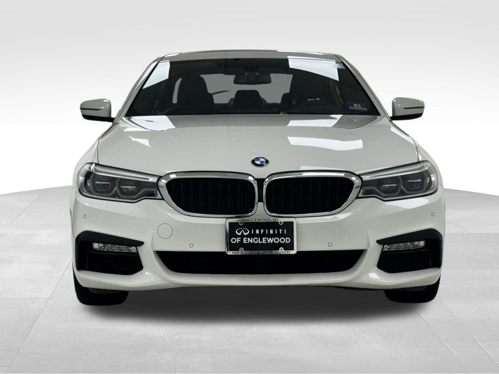 2017 Bmw 540i xDrive photo 2