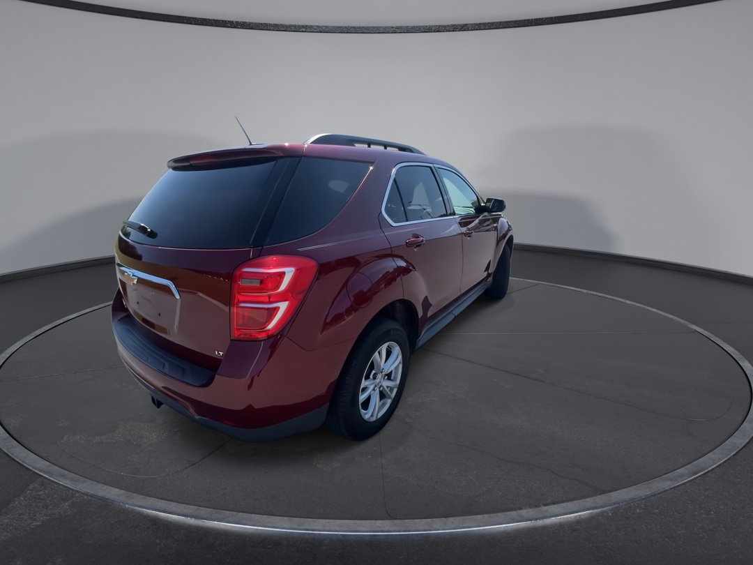 2017 Chevrolet Equinox LT photo 8