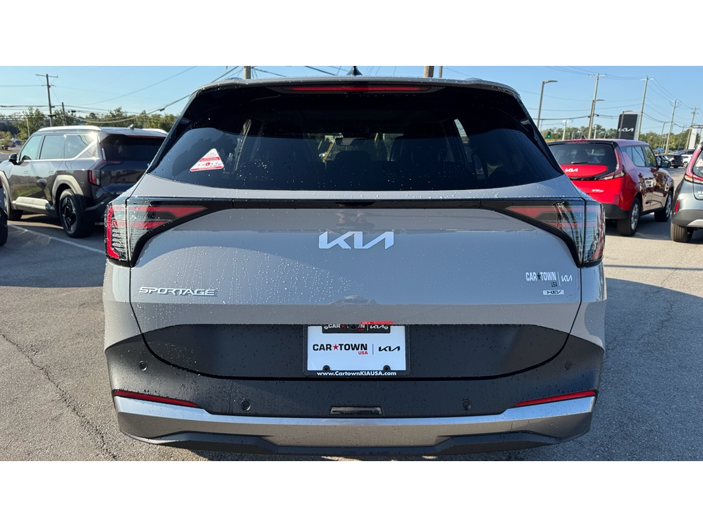 2026 Kia Sportage Hybrid EX photo 2