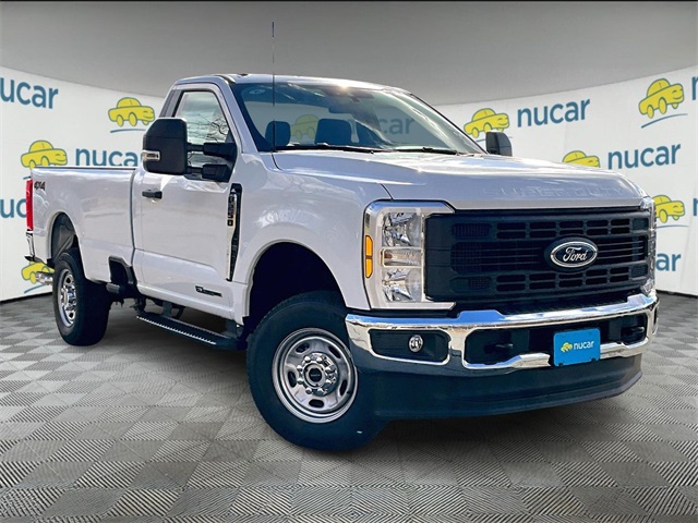 2026 Ford F-250 Super Duty XL's photo