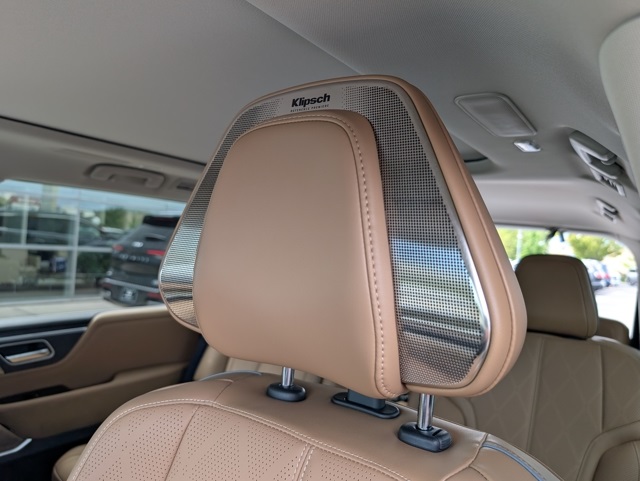 2025 Infiniti QX80 Sensory photo 22