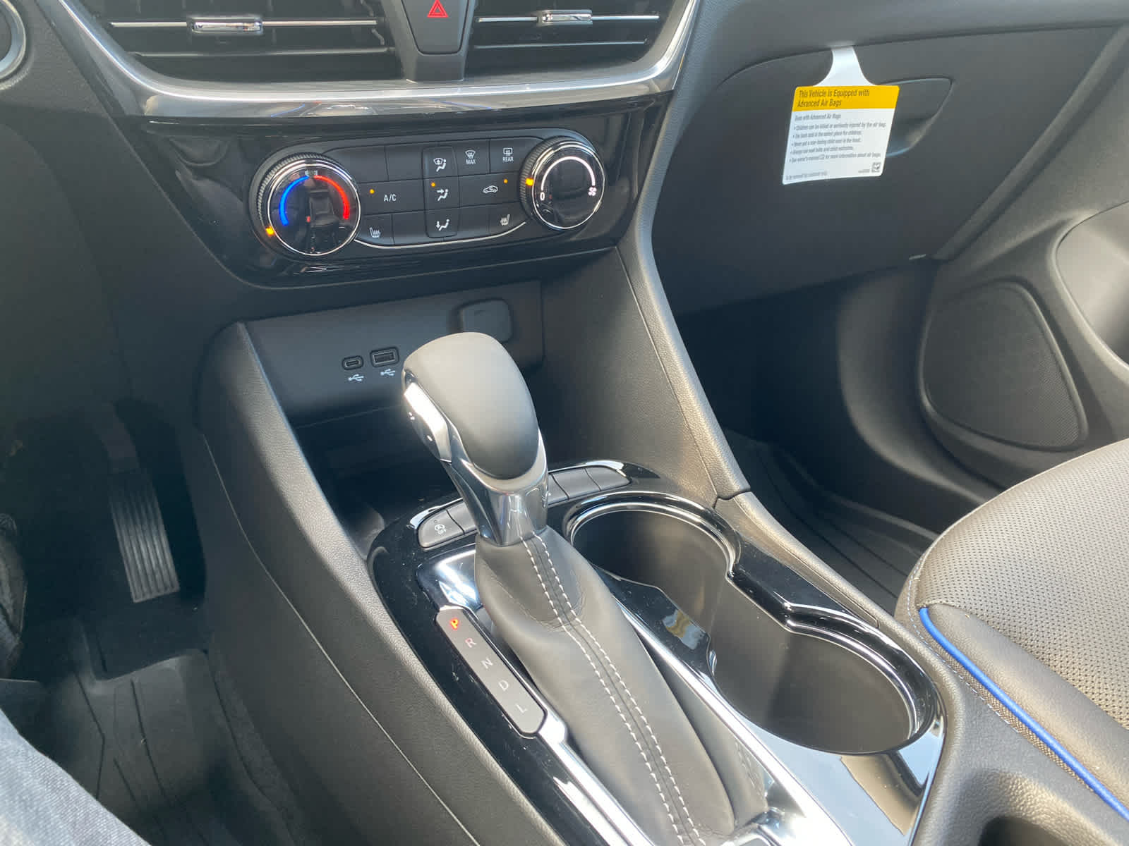 2026 Buick Encore GX Sport Touring photo 22