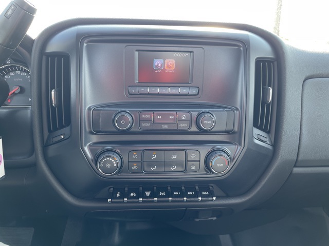 2024 Chevrolet Silverado 5500HD Work Truck photo 3