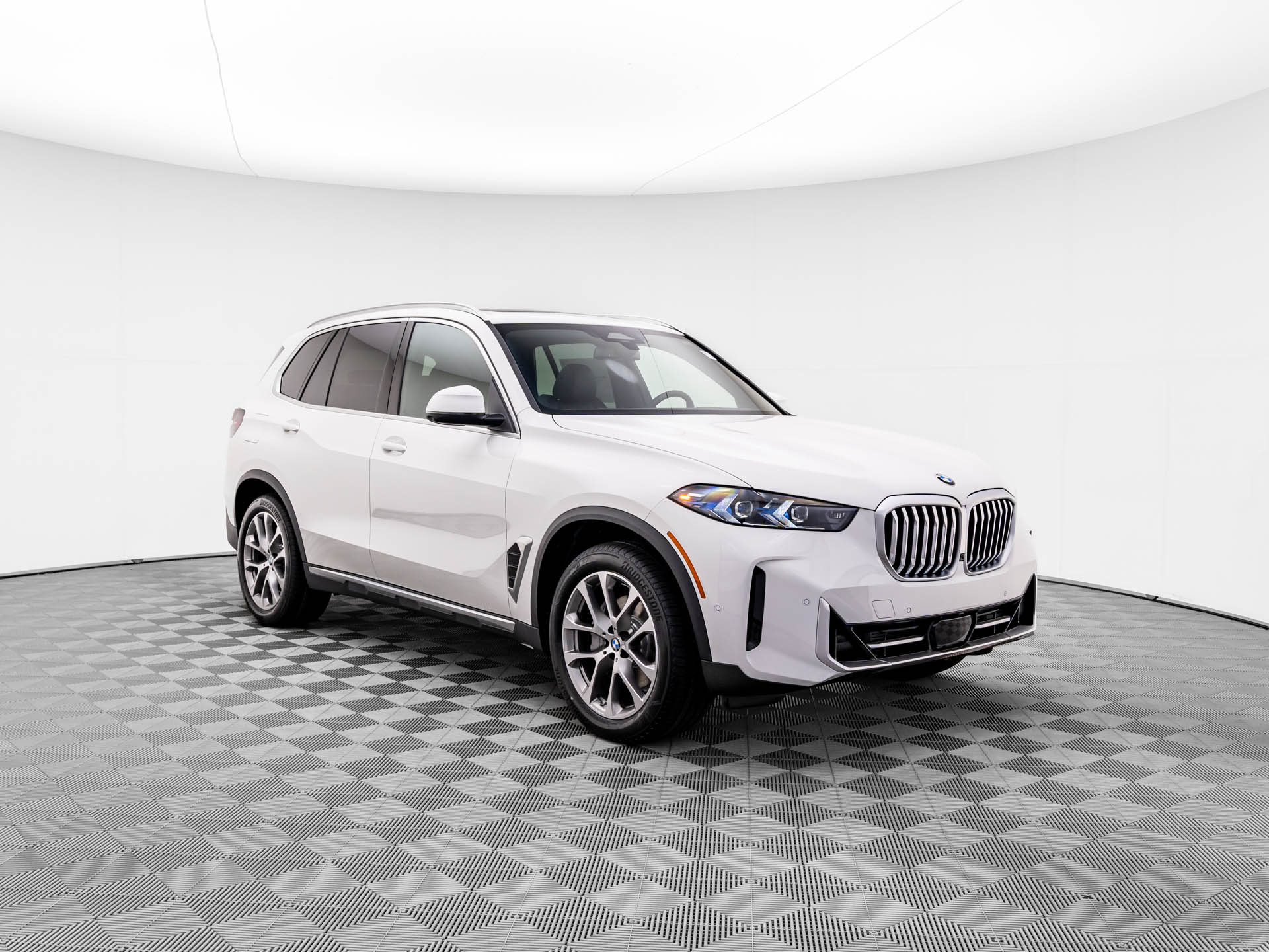 New 2025 BMW X5 xDrive40i SUV in Barrington #155482L | BMW of Barrington