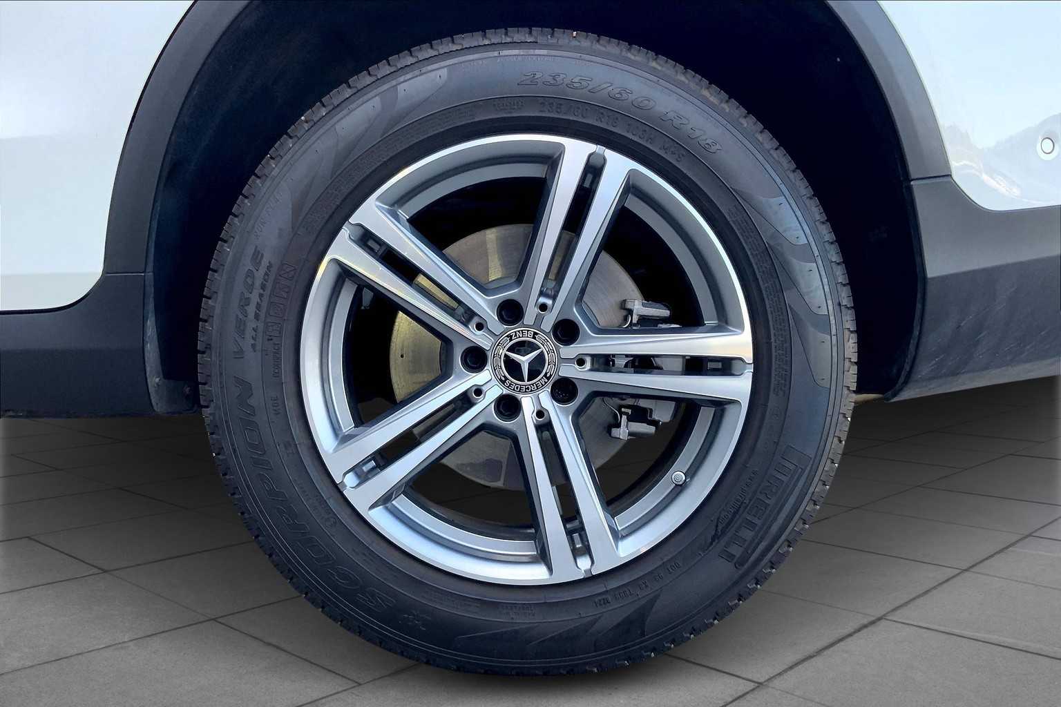 2022 Mercedes Benz GLC 300 4MATIC photo 7