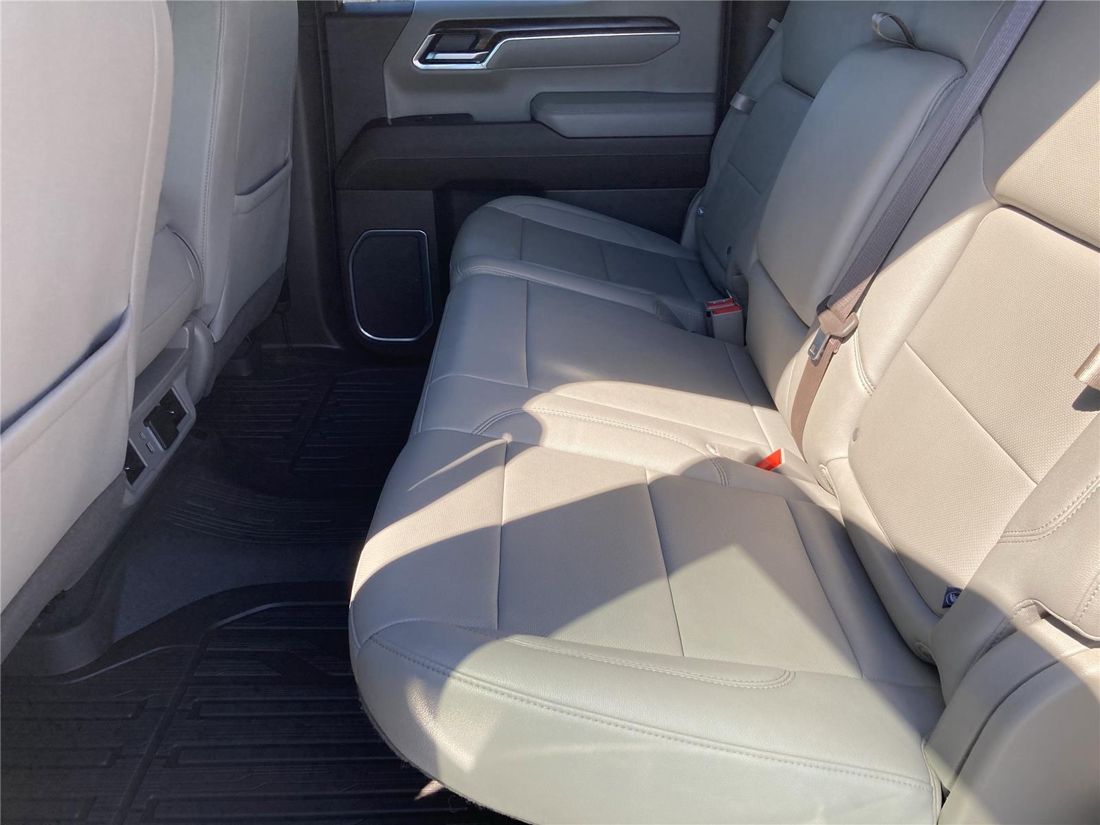 2024 Gmc Sierra 1500 SLT photo 27