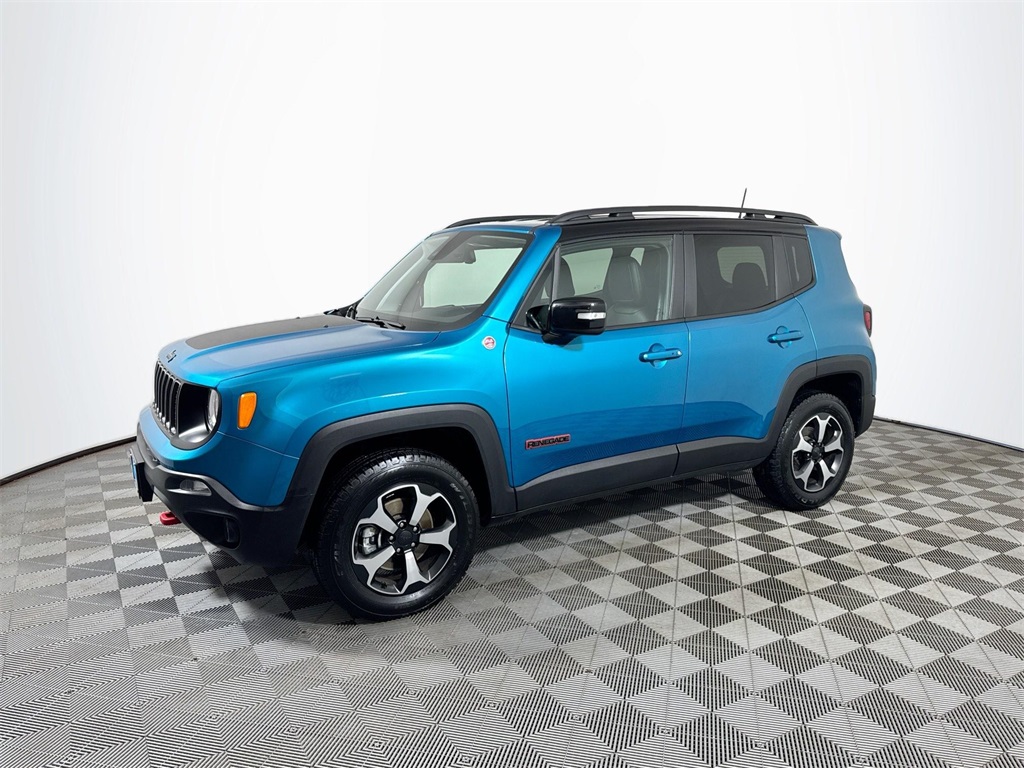2022 Jeep Renegade Trailhawk photo 2