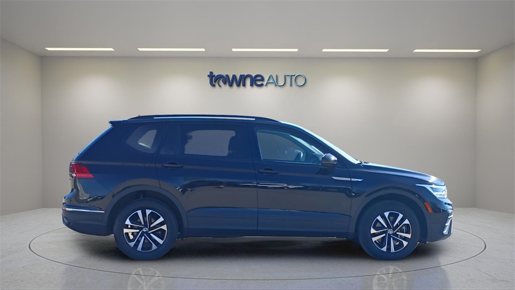 2022 Volkswagen Tiguan S photo 5