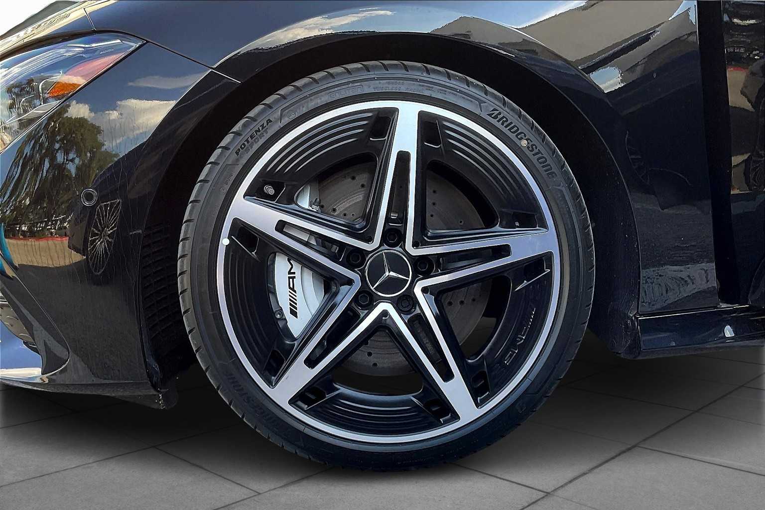 2025 Mercedes Benz CLA AMG 35 4MATIC photo 13