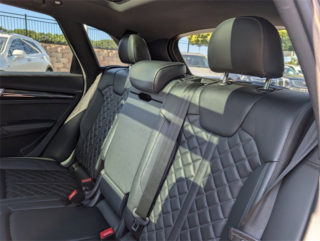2020 Audi SQ5 Premium Plus photo 16