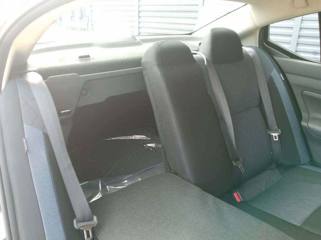 2025 Nissan Versa SV photo 17