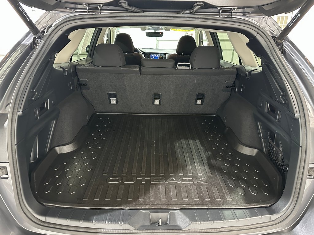 2020 Subaru Outback Premium photo 26