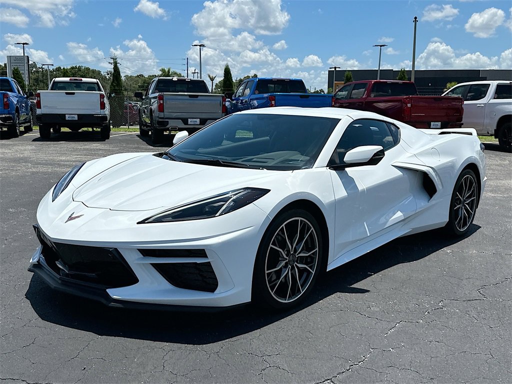 2023 Chevrolet Corvette Stingray 3LT photo 3