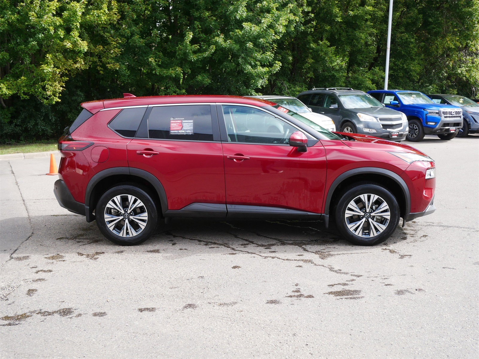 Certified 2022 Nissan Rogue SV with VIN 5N1BT3BB4NC731516 for sale in Maplewood, Minnesota