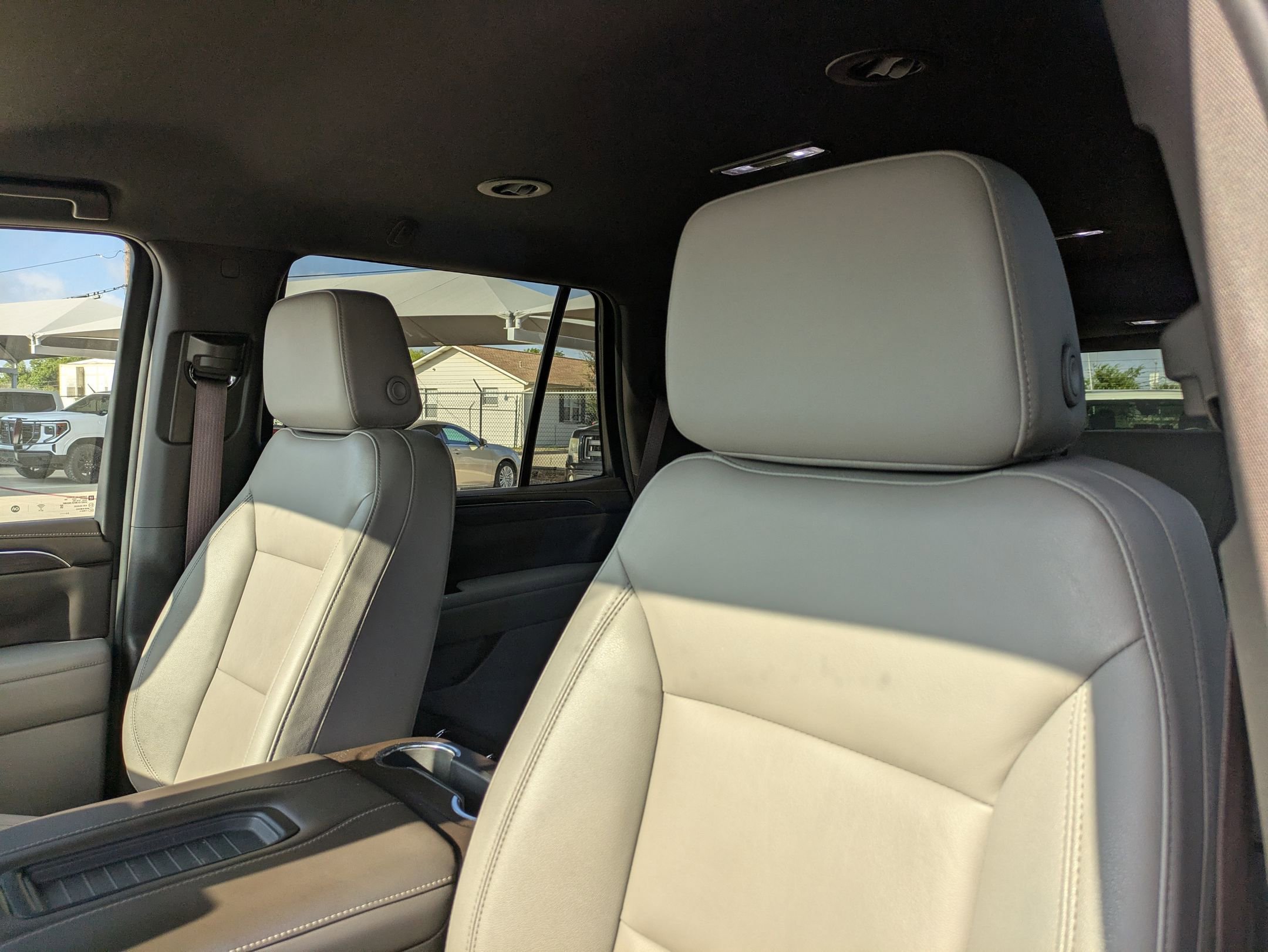2023 Chevrolet Tahoe LT photo 12