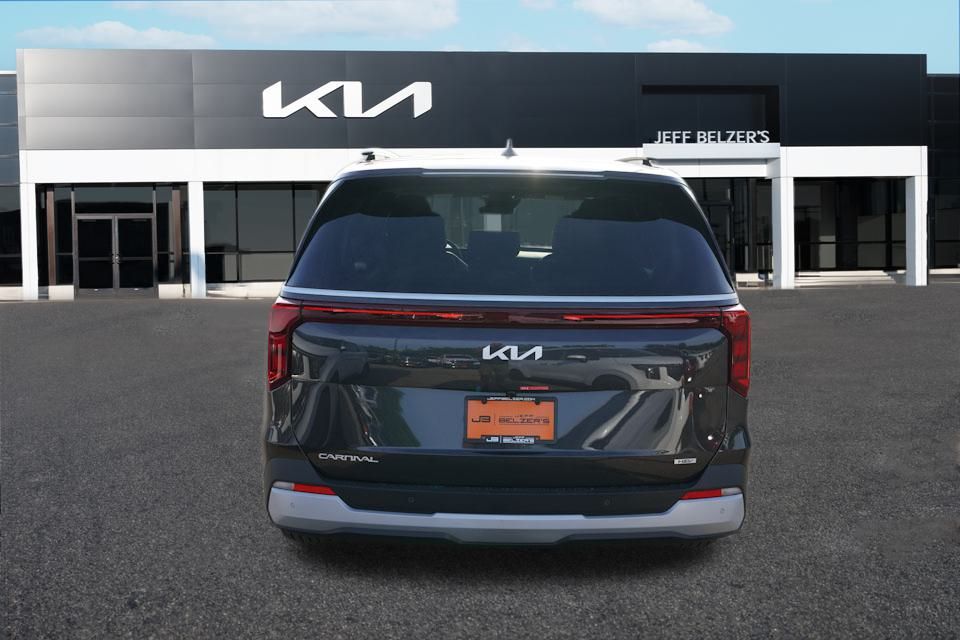 2026 Kia Carnival EX photo 4