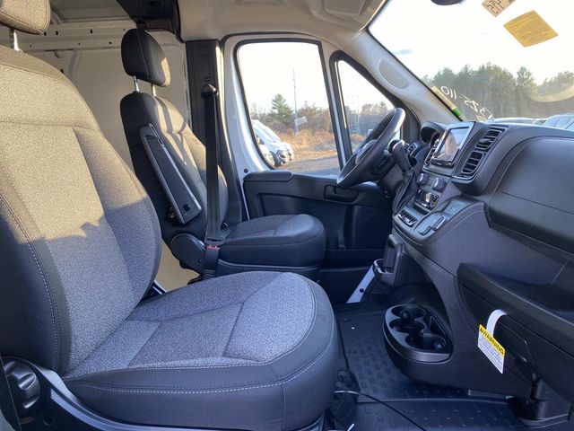 2026 Ram ProMaster 1500 Tradesman photo 4