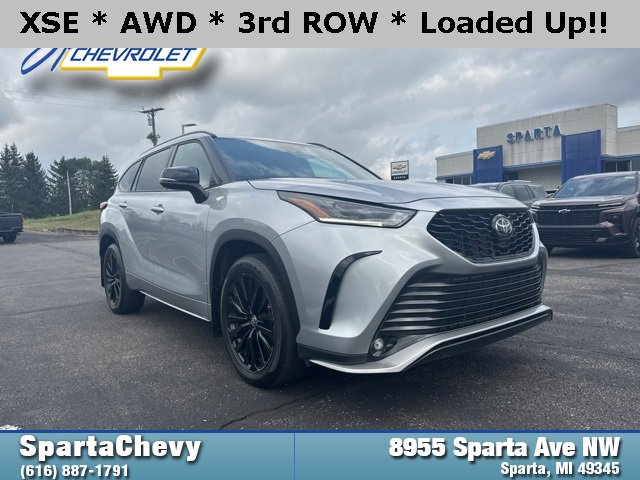 2023 Toyota Highlander L's photo