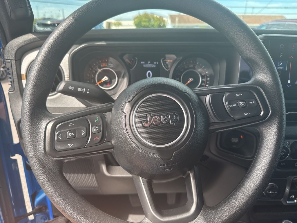 2025 Jeep Wrangler Sport photo 15