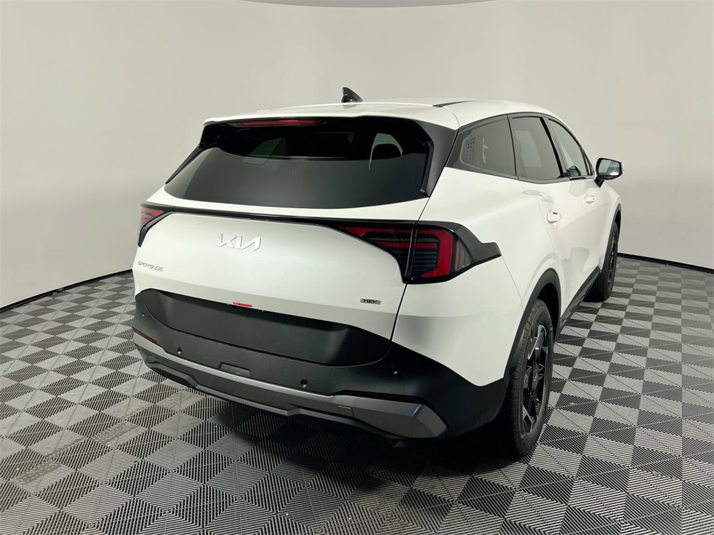 2026 Kia Sportage Hybrid S photo 2