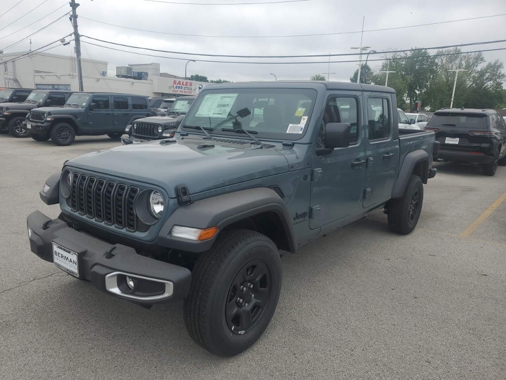 2025 Jeep Gladiator Sport photo 3