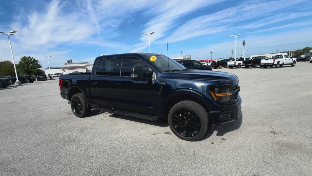 2025 Ford F-150 XLT photo 2