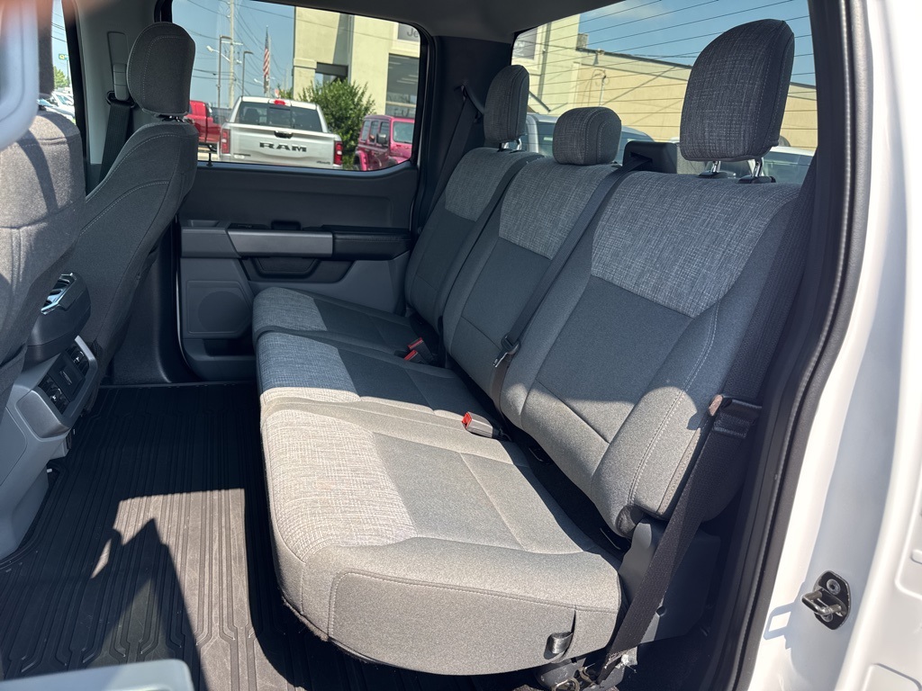 2021 Ford F-150 XLT photo 19