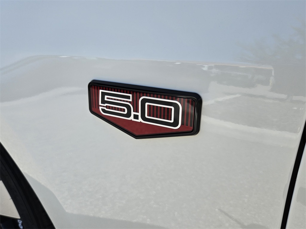 2025 Ford Mustang GT Premium photo 28
