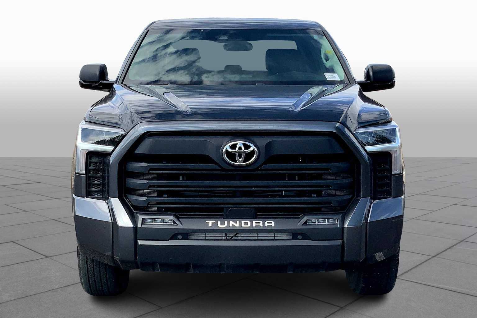 2024 Toyota Tundra SR5 photo 3
