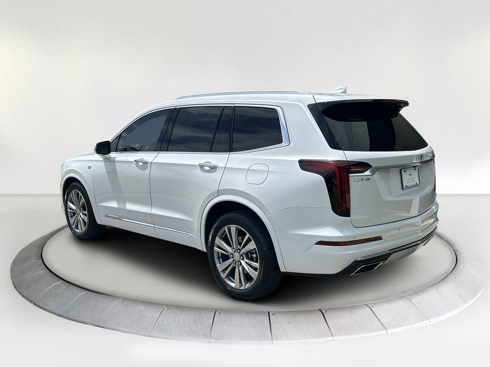 2023 Cadillac XT6 Premium Luxury photo 3