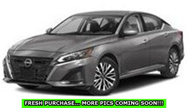 2025 Nissan Altima SV's photo