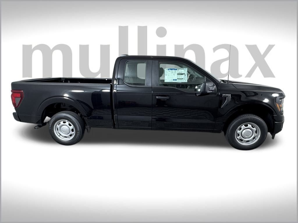 2025 Ford F-150 XL photo 14