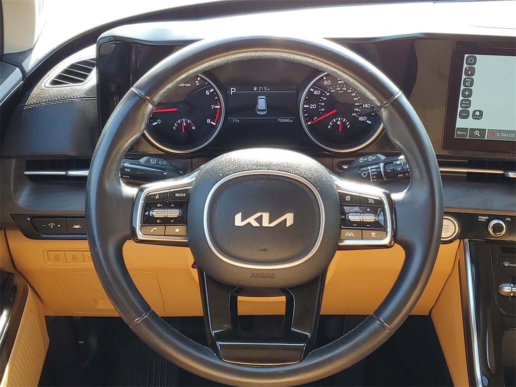 2022 Kia Carnival EX photo 21